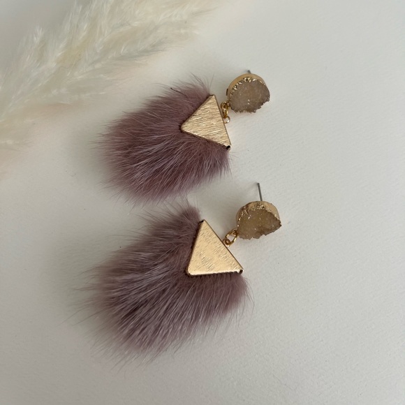Elegant Dusty Pink Feather Dangle Earrings - Boho Chic Stylish Earrings - Picture 1 of 15